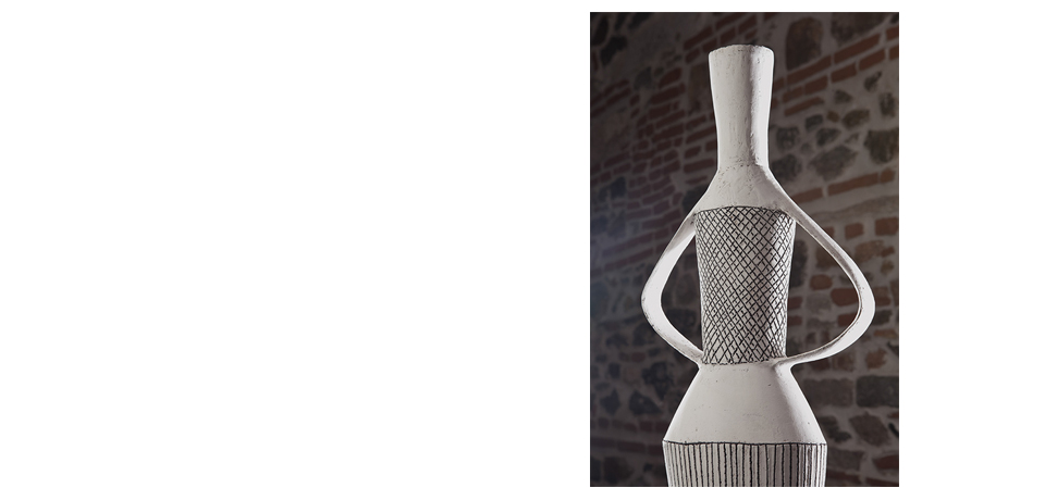 The Gregor Jenkin Studio 
functions as a kind of engineering 
enviroment - a systematic 
workshop that sets out to come up with solutions to cer