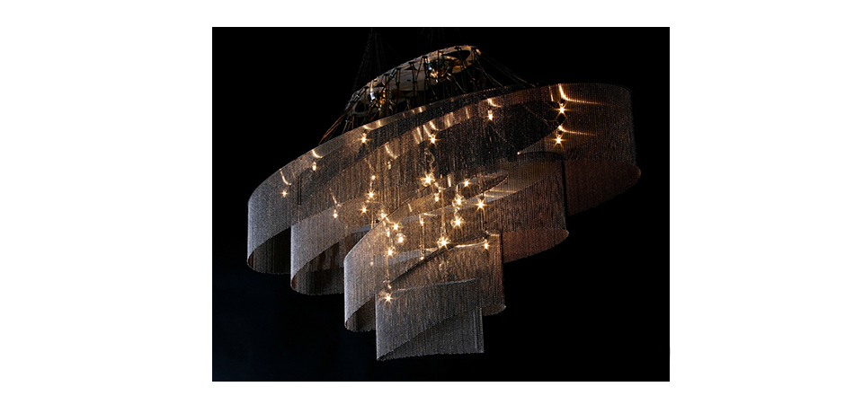 The Gregor Jenkin Studio 
functions as a kind of engineering 
enviroment - a systematic 
workshop that sets out to come up with solutions to cer